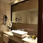 Esperos Palace Luxury & Hotel