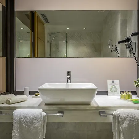 Esperos Palace Luxury & 4*