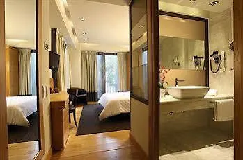 Esperos Palace Luxury & Szálloda Kasztoriá